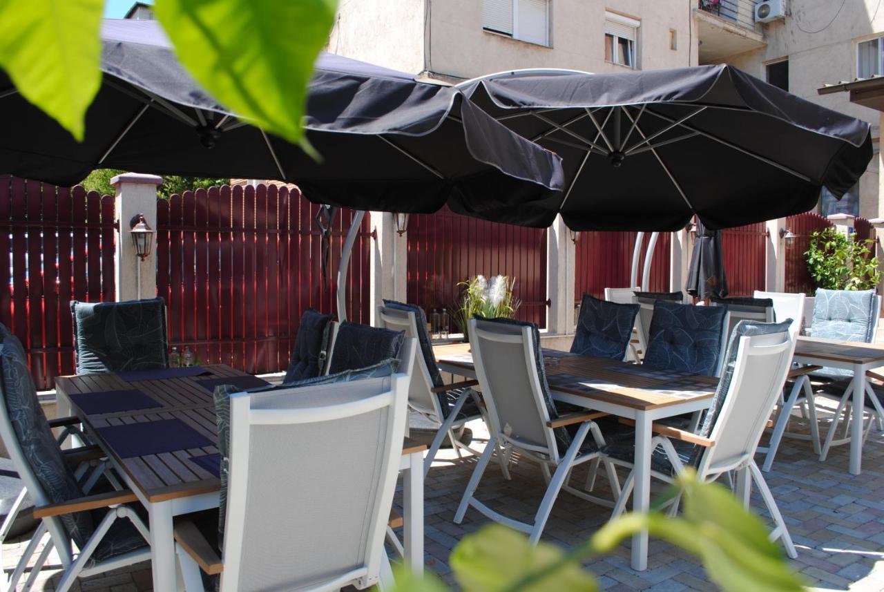Hotel Corona Drobeta Turnu Severin Buitenkant foto