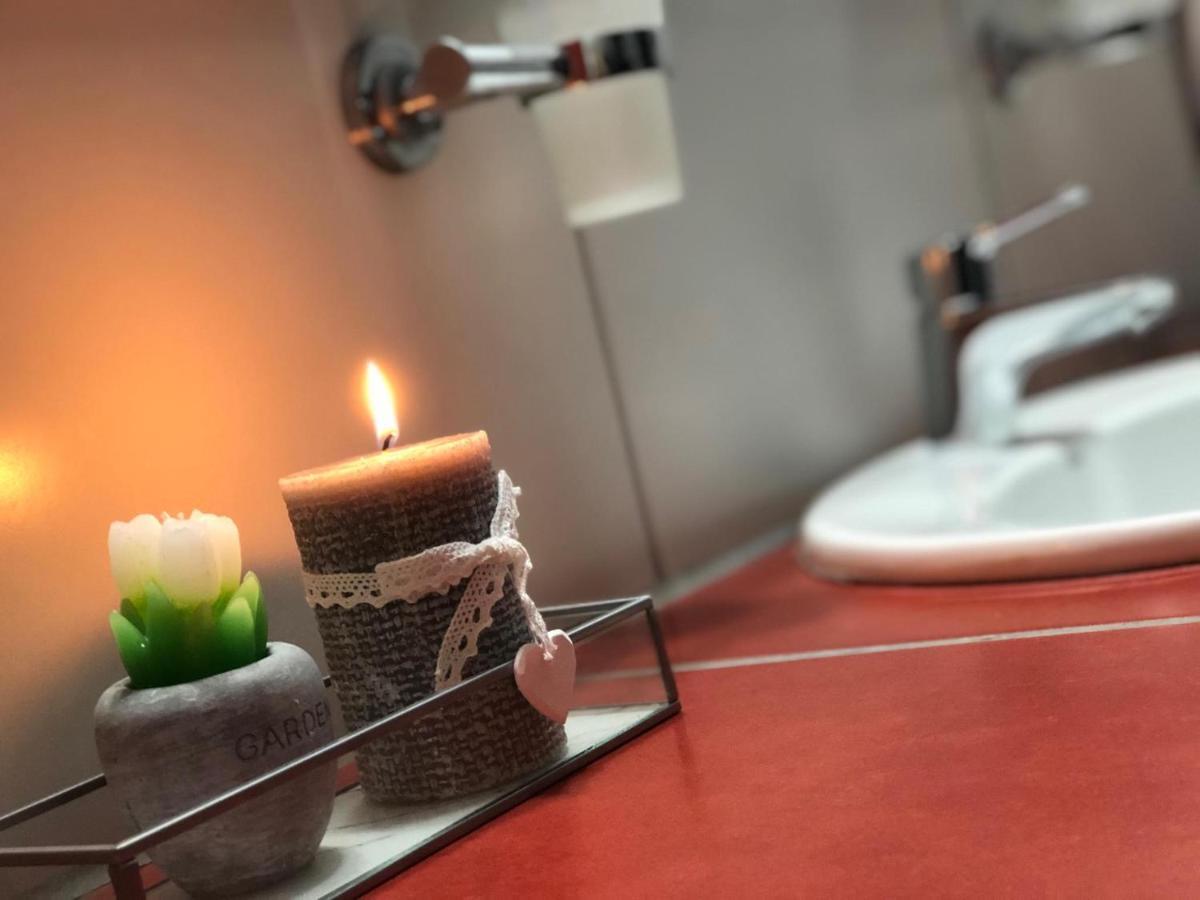 Hotel Corona Drobeta Turnu Severin Buitenkant foto